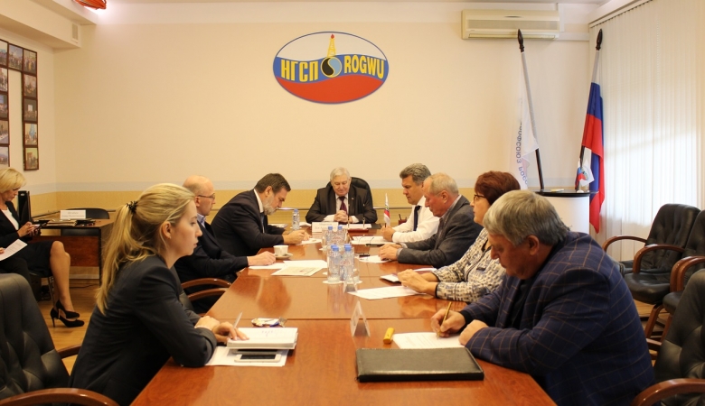Состоялось очередное заседание Ассоциации профсоюзов базовых отраслей промышленности и строительства Российской Федерации